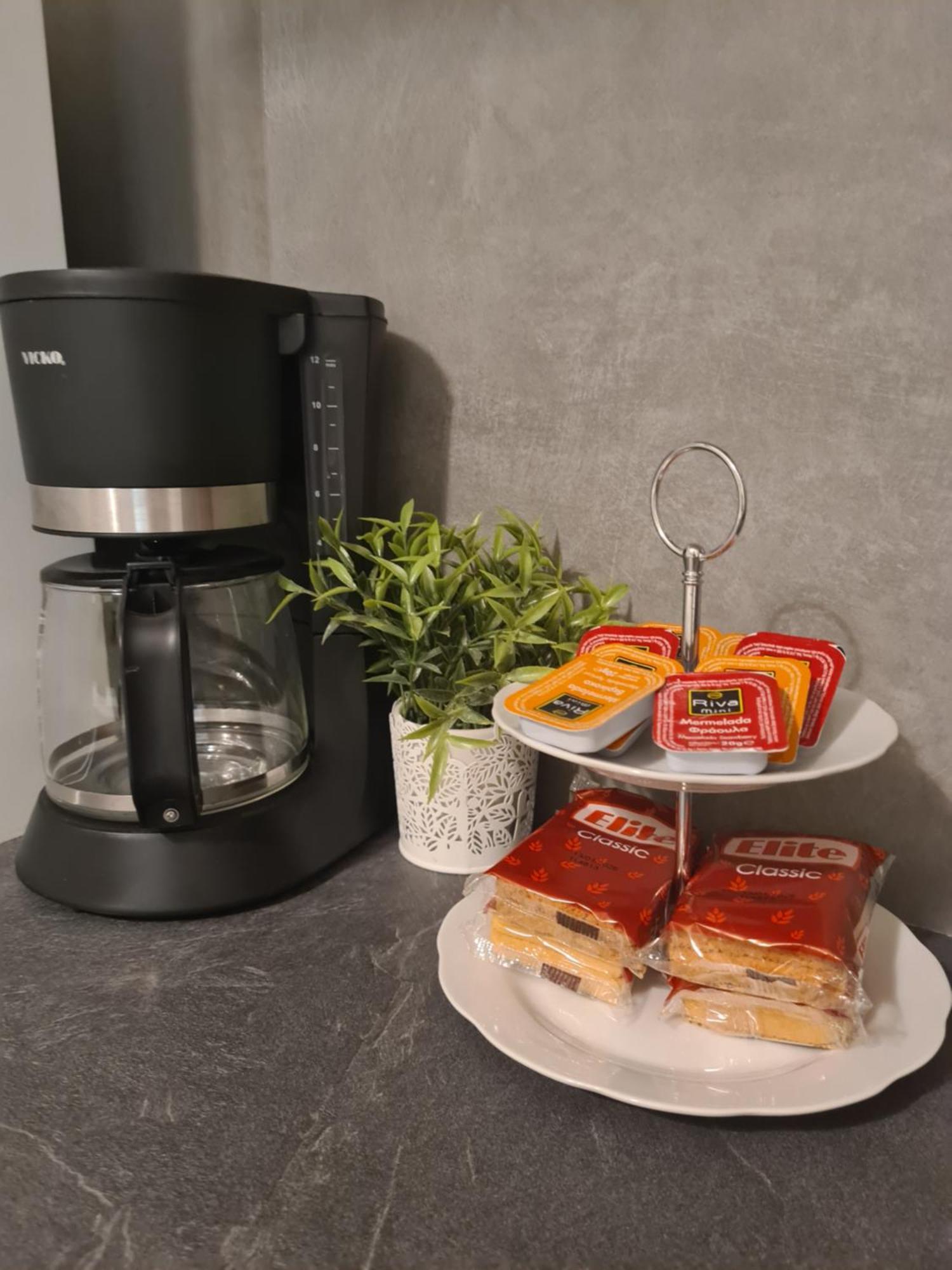 Apartment In The Heart Of The City 3 لاريسا المظهر الخارجي الصورة